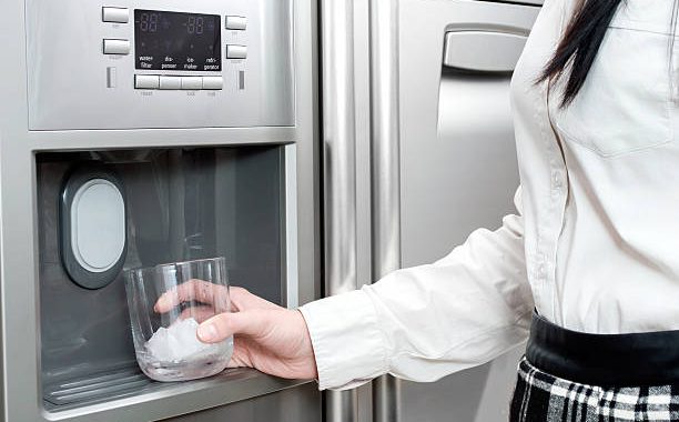 Why is the ice maker in the fridge slow to work? 4 istockphoto 532173948 612x612 1