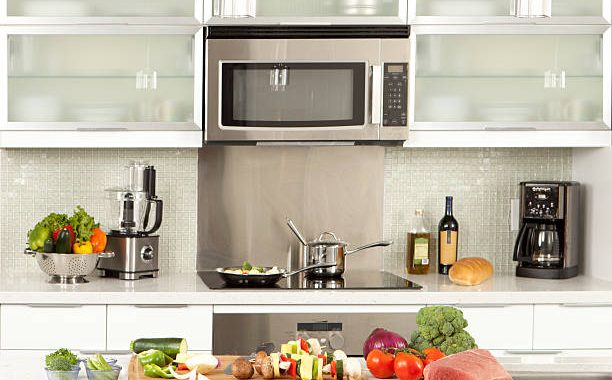 Defrosting modes in microwave ovens: fast and high-quality defrosting of frozen food 2 CVR 5