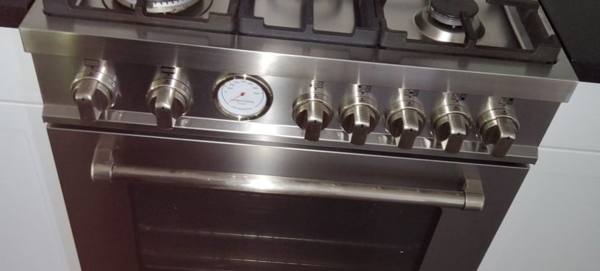 Gas Stove Igniter Keeps Clicking: Dirty Igniter or Moisture in the Switch 5 CVR 1